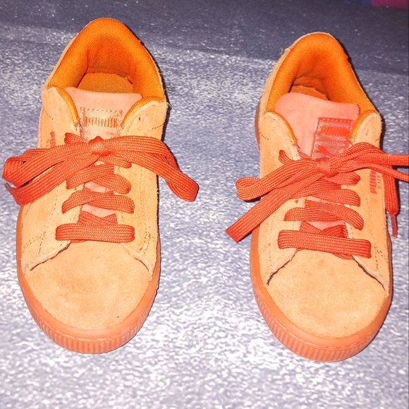 PUMA Suede Classics Youth Size 1.5C Orange/Red - Picture 2 of 7